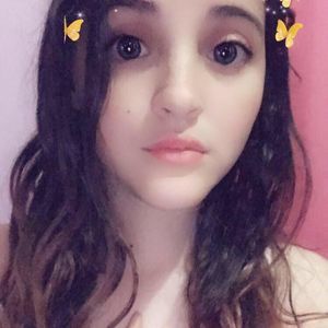 Meet your Posher, Adelaida